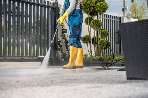 Best Pool Deck Cleaning  in Poteet, TX